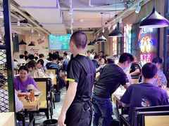 大堂-新疆烧烤王(广灵店)