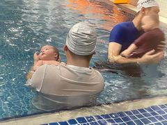 -蓝旗亲子游泳(范湖万达广场店)