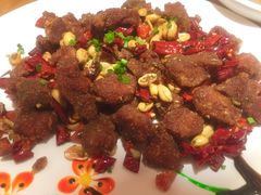 黑椒牛肉粒-粤域茶餐厅