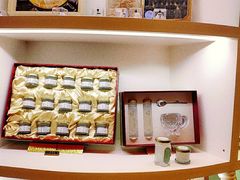 -燕庭·纯燕窝·甜品下午茶(南京西路店)