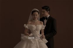 -至臻微拉婚纱摄影