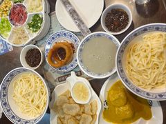 -老北京炸酱面大王.铜锅涮肉(朝阳门店)