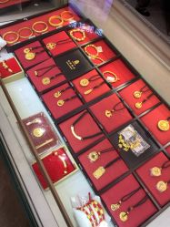 -菜百首饰(北京SKP店)