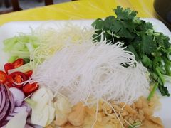 -官塘陈记鱼生·潮汕砂锅粥·牛肉火锅(潮枫路总店)