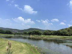 -宝业会稽山高尔夫俱乐部