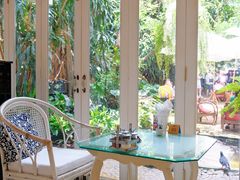 -Fern Forest Cafe