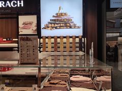 -Laderach 莱德拉(上海环贸iapm店)