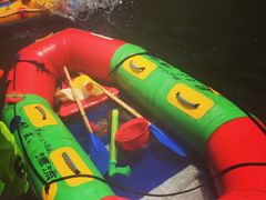 -安吉龙王山峡谷漂流