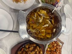 -鑫巴蜀小镇 · 水煮鱼专研店(玉桥店)