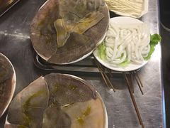 -钢管厂五区小郡肝串串香(滨江店)
