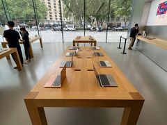 -Apple零售店(新街口店)