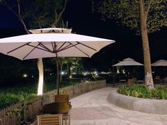 -上海滴水湖皇冠假日酒店