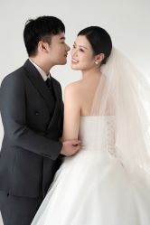 -雪中彩影婚纱摄影·微光艺术中心