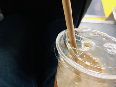 -星巴克(杭州西湖银泰1F店)