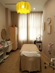 -新蝶变皮肤管理中心