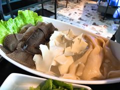空运特色三拼-锅说大脸毛肚重庆老火锅(佐阾店)