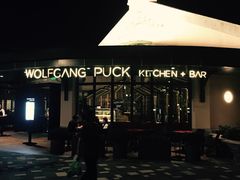 -WOLFGANG PUCK KITCHEN & BAR(迪士尼小镇店)