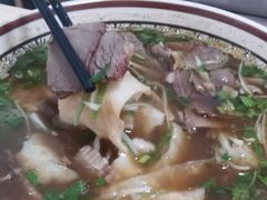 -清真·白家牛肉罩火烧老店(育才街店)