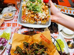 -威记烧嘢·南宁烧烤·超级生牛(绿地店)