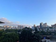 -包整·丝娃娃(一览甲秀楼风景店)