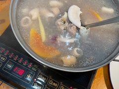 粥水锅底-华哥新鲜猪精品美食