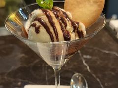 -龙虾酒吧扒房(宁波香格里拉店)