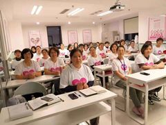 -爱月宝月嫂·育儿嫂(哈尔滨总店)