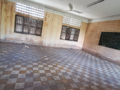 -吐斯廉屠杀博物馆