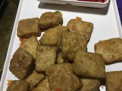 炸臭豆腐-95号酱骨·一块豆腐(展春园西路店)