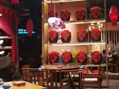 大堂-老滇山寨•云南特色菜•地方菜•民族风情歌舞表演(金碧店)