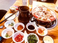 -阿婆情腊排骨火锅(饮玉巷店)