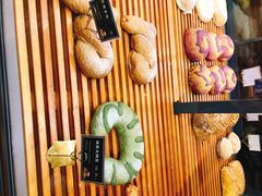 -焙丽拾光(麦凯乐直营店)