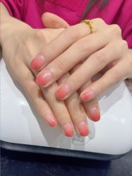 -进巍美甲美睫