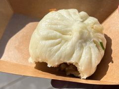 葱香酱肉包-贰柒松针包子