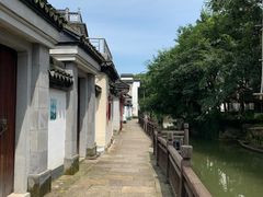 -丝绸小镇荻港古村