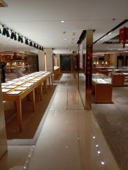 -北京七彩云南翡翠珠宝旗舰店(月坛店)