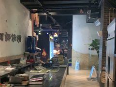 大堂-何师烧烤·香辣蟹·川菜·30年老品牌(太古里旗舰店)
