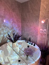 -MIDA蜜哒•科技逆龄美肤连锁