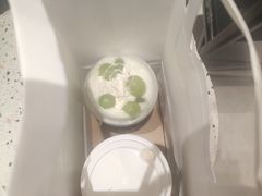 -喜茶(滨江宏岸店)
