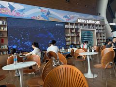 -抱抱地球咖啡馆(国家海洋博物馆店)