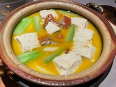 螃蟹豆腐煲-荣轩(新荣记环球金融中心店)