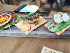-Mark&Mars Restaurant