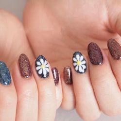 -悦指间美甲美睫