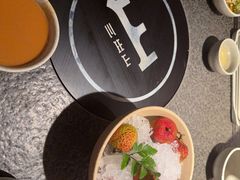 -三出山火锅(南京万象天地店)
