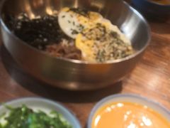 -明洞阿姨·韩式酱蟹烤肉·创意料理(三元桥店)