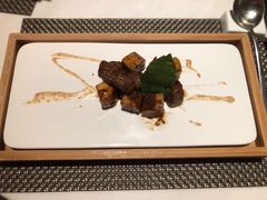 黑松牛仔粒-五号茶居·新派粤菜·岭南五号酒店(沿江中路店)
