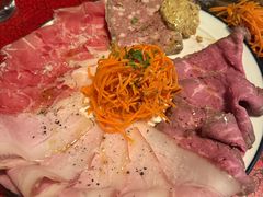 -羽深肉铺 Steak & Wine
