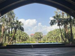 -三亚湾海居雅高铂尔曼度假酒店