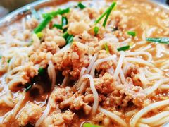 -正宗杨记普洱酸醋米线(总店)