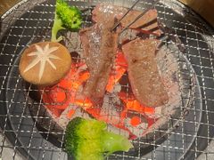 -山川小町·极番烧肉(新地假日广场店)